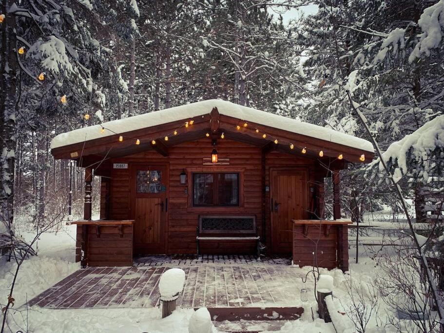 Fancy Fireflies Cabin Hayward Exterior photo