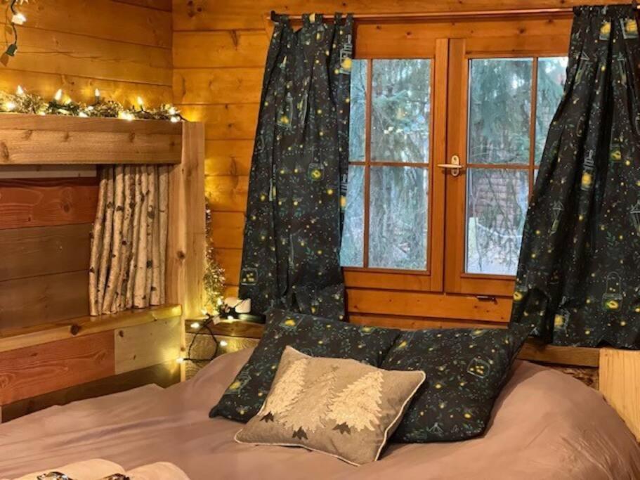 Fancy Fireflies Cabin Hayward Exterior photo